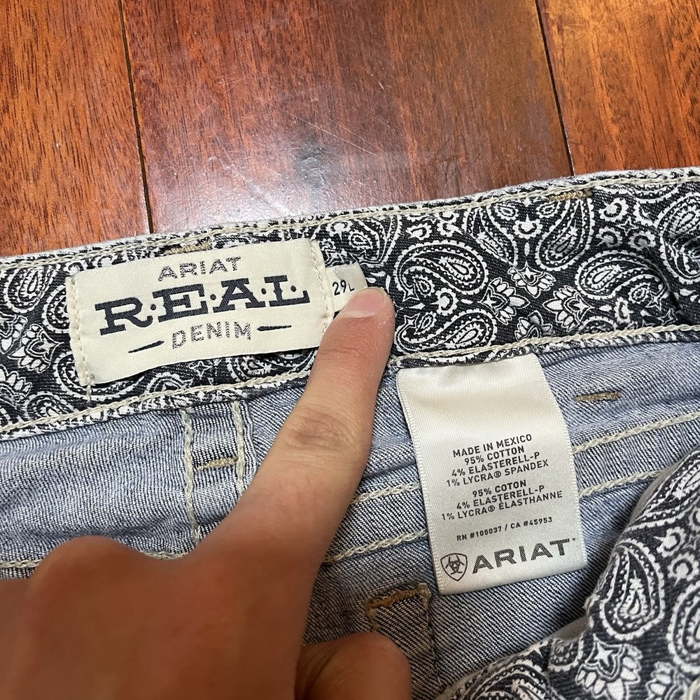 Ariat Real Denim Jeans Womens 29L 30x33 Bootcut Cowgirl Rodeo Festival Grunge - Picture 5 of 11